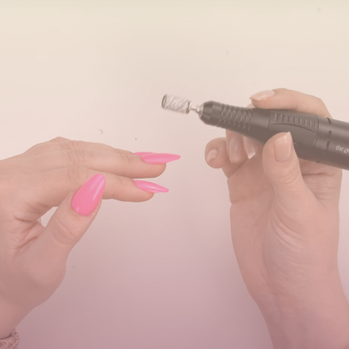 Step-by-step: Aftagning af Soft Gel Press On Tipper