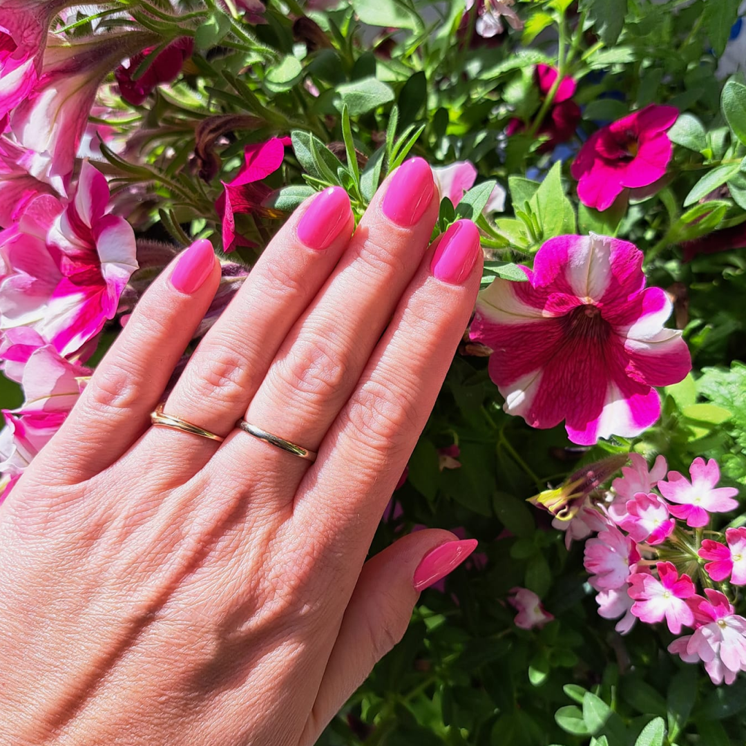 Gel Polish • 582 Bubblegum • 21FREE • The Gel Collection™