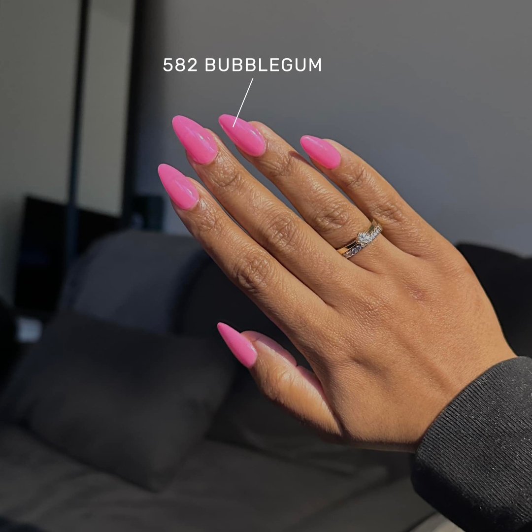 Gel Polish • 582 Bubblegum • 21FREE • The Gel Collection™