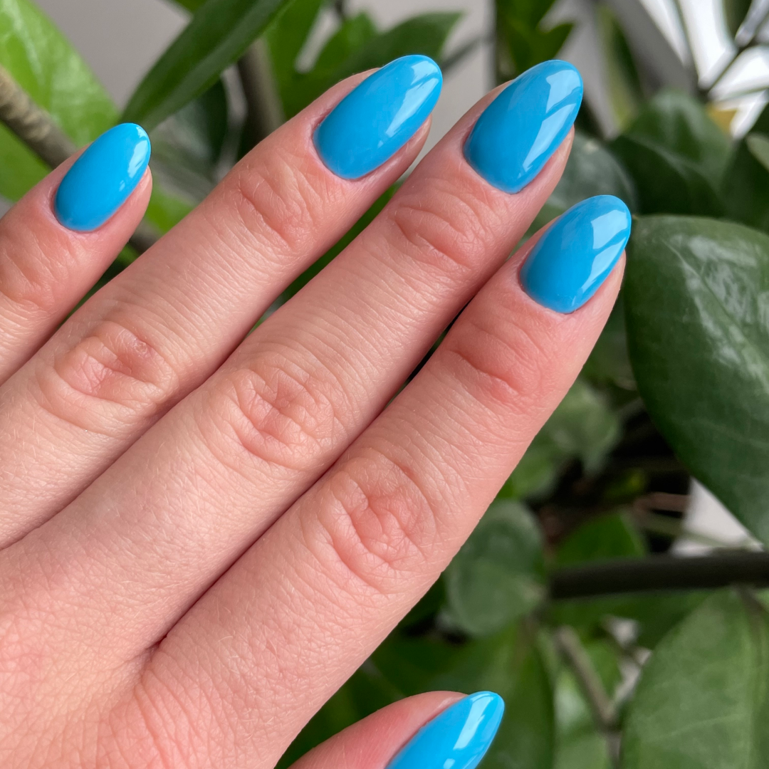 Gel Polish • 682 Sapphire Seas • 21FREE • The Gel Collection™