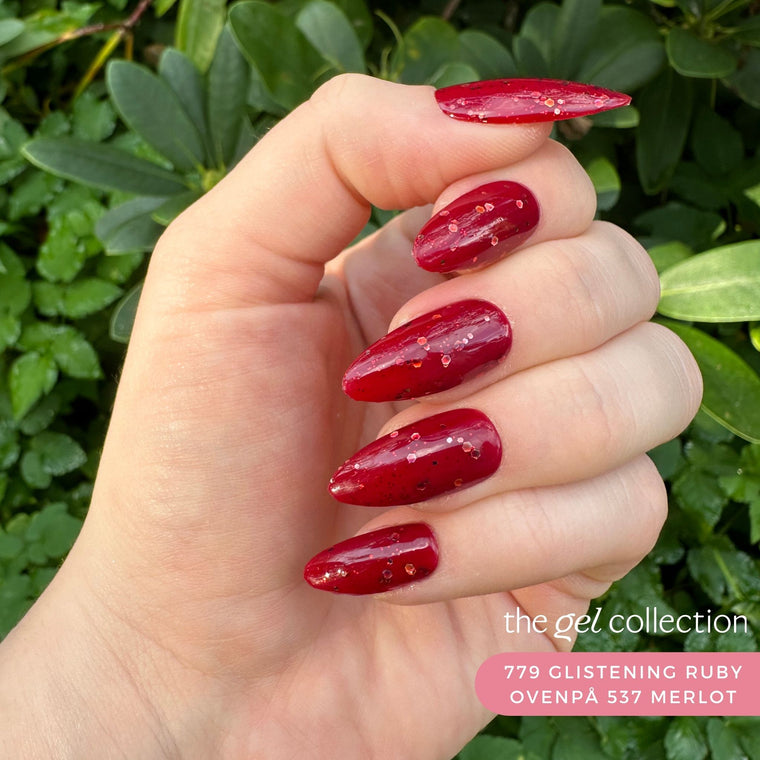 779 Glistening Ruby (semi-transparent)