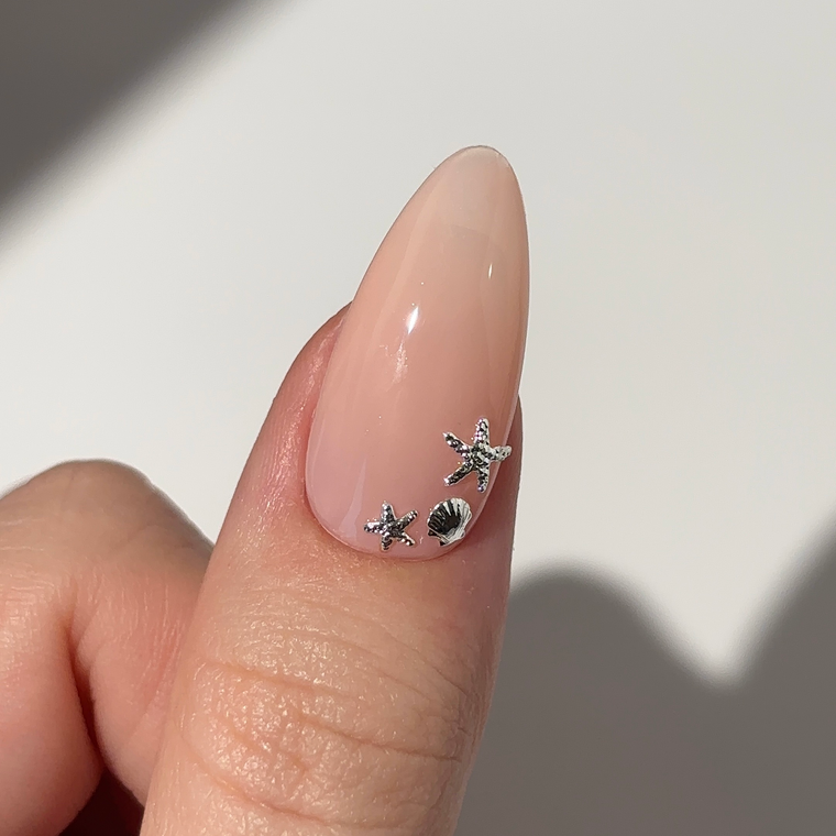 Aluminium shapes • Silver • The Gel Collection™