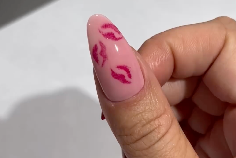 Kiss Me Red