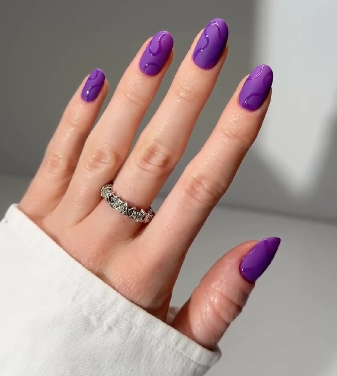 Gloss On Matte