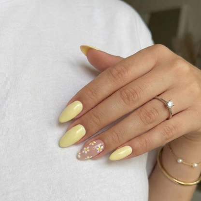 Gel Polish • 515 Vanilla • 21FREE  • The Gel Collection™