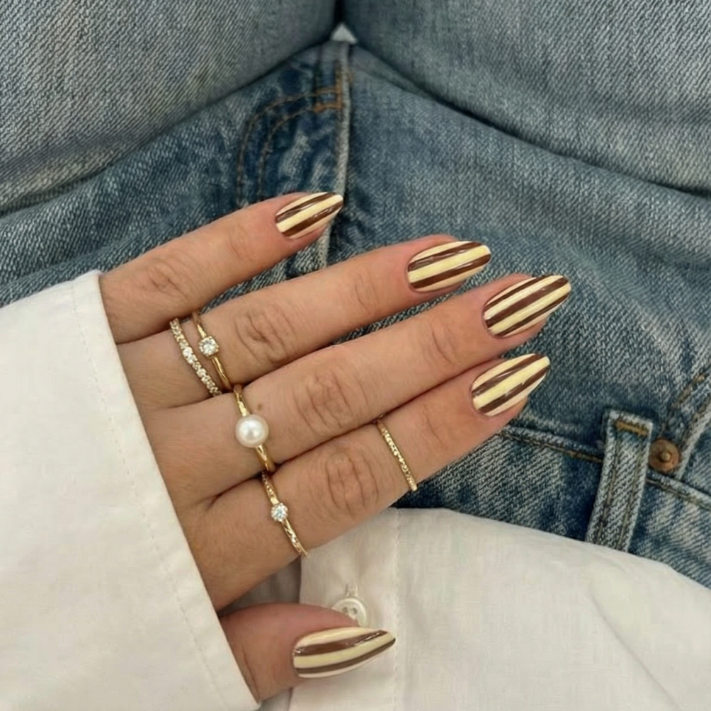 Gel Polish • 812 Coffee Veil • 21FREE • The Gel Collection™