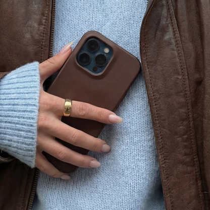 Gel Polish • 669 Blushing Nude (semi-transparent) • 21FREE • The Gel Collection™