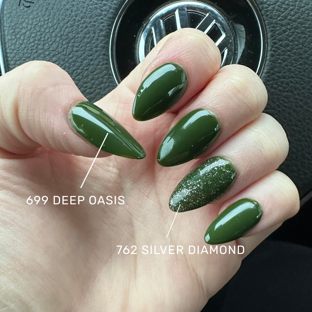 Gel Polish • 762 Silver Diamond (transparent) • 21FREE • The Gel Collection™