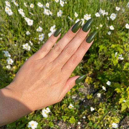 Gel Polish • 700 Green Garden (semi-transparent) • 21FREE • The Gel Collection™