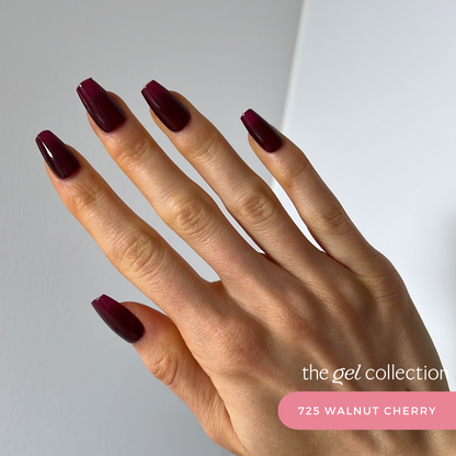 Gel Polish • 725 Walnut Cherry (semi-transparent) • 21FREE • The Gel Collection™