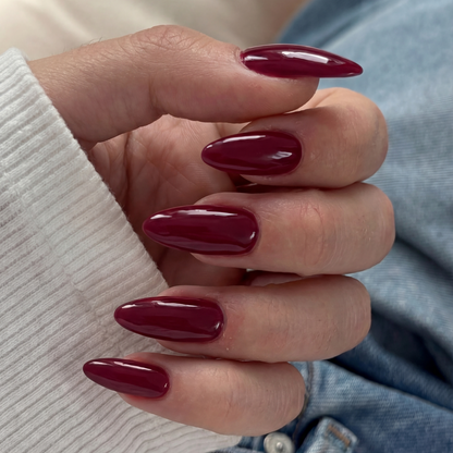 Gel Polish • 811 Bordeaux Eve • 21FREE • The Gel Collection™