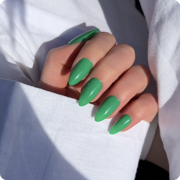 Gel Polish • 831 Garden Whisper • 21FREE • The Gel Collection™