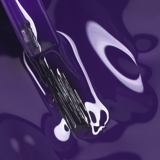 Gel Polish • 704 Royal Majesty (semi-transparent) • 21FREE • The Gel Collection™