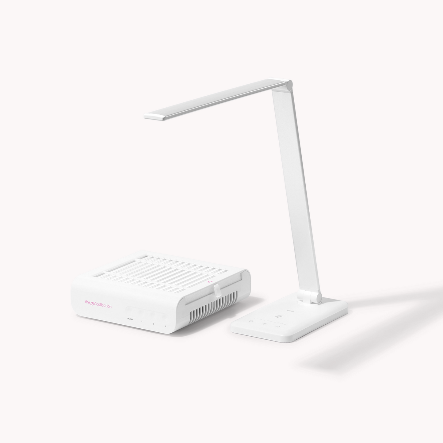 PAKKETILBUD • Neglestøvsuger + Bordlampe