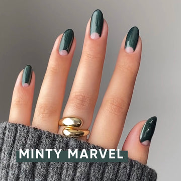 Gel Polish • 747 Minty Marvel (semi-transparent) • 21FREE • The Gel Collection™