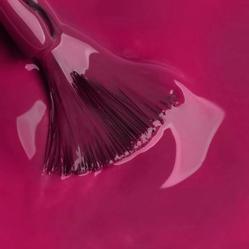 Gel Polish • 547 Solid (semi-transparent) • 21FREE • The Gel Collection™