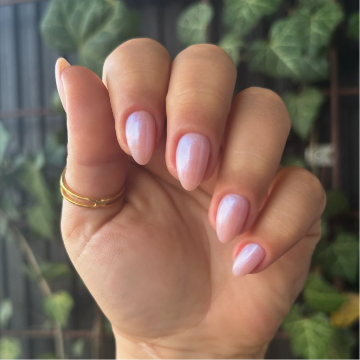 Gel Polish • 740 Crystal Pearl (transparent) • 21FREE • The Gel Collection™