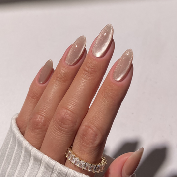 Cat Eye Velvet Gel Polish • Endless Glow • 21FREE • The Gel Collection™