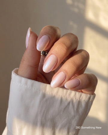 280 Something New på negle