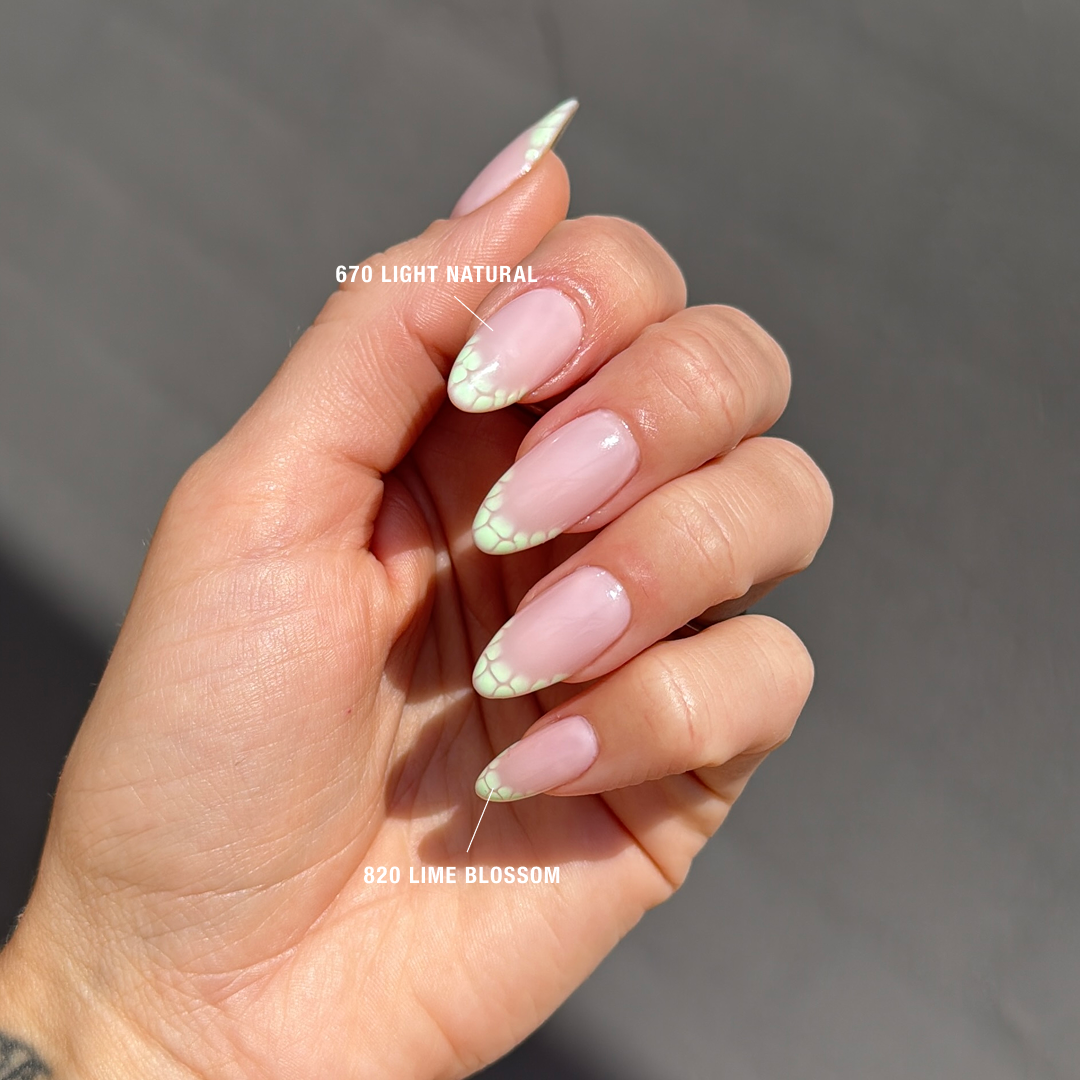 Gel Polish • 820 Lime Blossom • 21FREE • The Gel Collection™