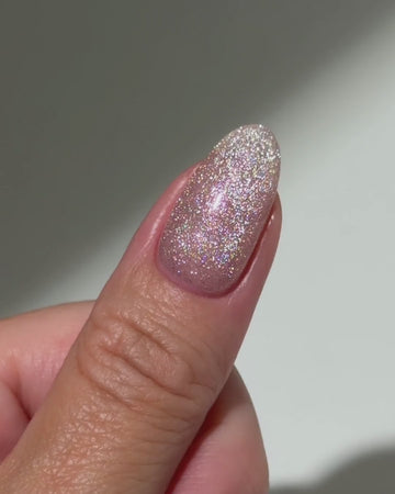 272 Undercurrent cat eye swatch