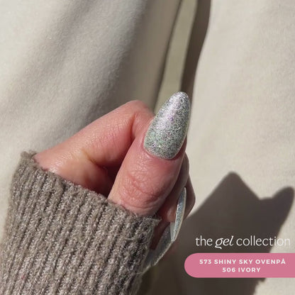 Gel Polish • 573 Shiny Sky (transparent) • 21FREE • The Gel Collection™