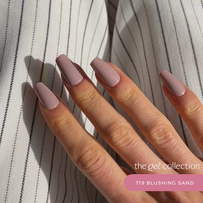 Gel Polish • 719 Blushing Sand • 21FREE • The Gel Collection™