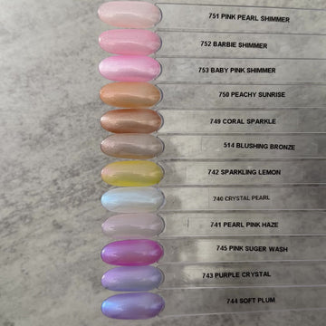 Gel Polish • 750 Peachy Sunrise (transparent) • 21FREE • The Gel Collection™