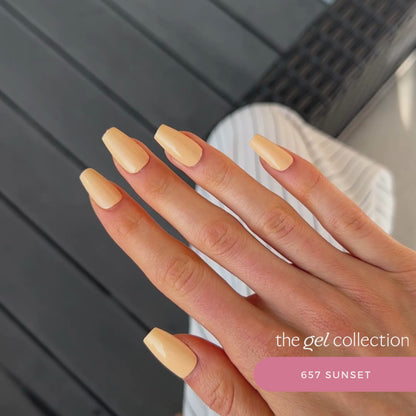 Gel Polish • 657 Sunset • 21FREE • The Gel Collection™