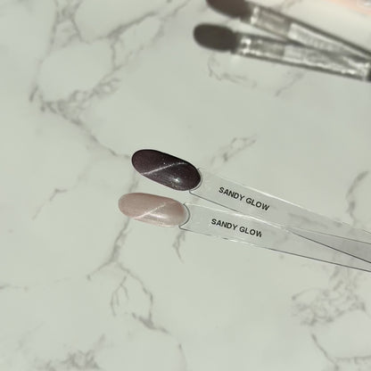 Cat Eye Velvet Gel Polish • Sandy Glow • 21FREE • The Gel Collection™