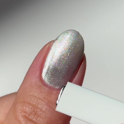 Cat Eye Velvet Gel Polish • Lunar Touch • 21FREE • The Gel Collection™