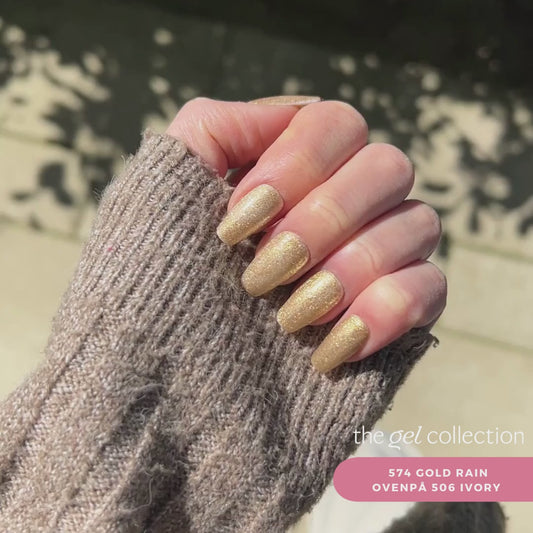 Gel Polish • 574 Gold Rain (transparent) • 21FREE • The Gel Collection™