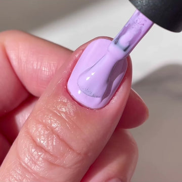 Gel Polish • 821 Lilac Kiss • 21FREE • The Gel Collection™