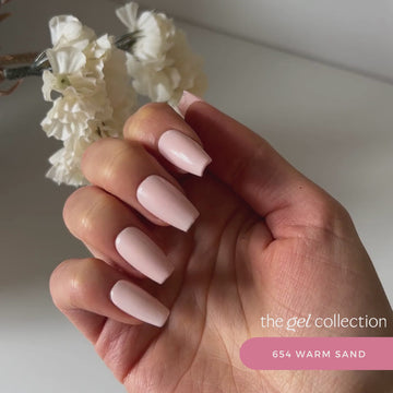 Gel Polish • 654 Warm Sand • 21FREE • The Gel Collection™