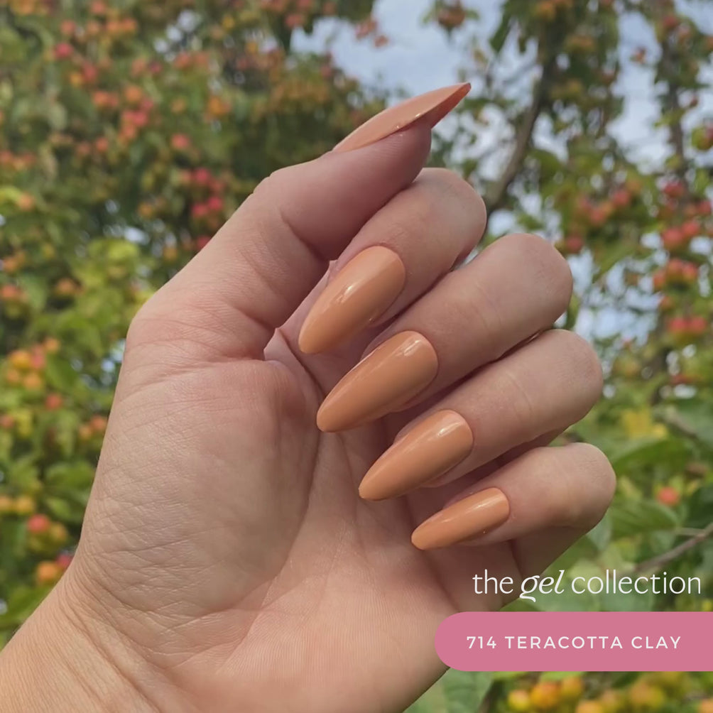 Gel Polish • 714 Terracotta Clay • 21FREE • The Gel Collection™