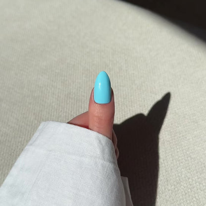 Gel Polish • 829 Bubbly Blue • 21FREE • The Gel Collection™