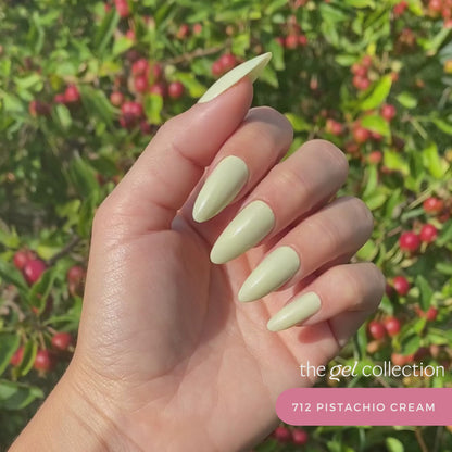 Gel Polish • 712 Pistachio Cream • 21FREE • The Gel Collection™