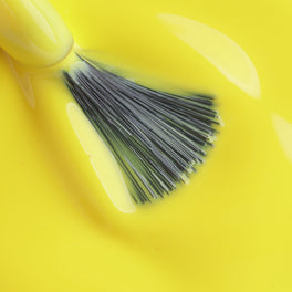 Gel Polish • 516 Lemon • 21FREE • The Gel Collection™